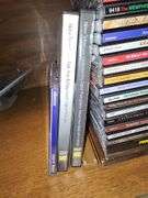 Grouping of CDs. Mostly Christmas and hymns. Cases were checked and corresponding CDs are enclosed.