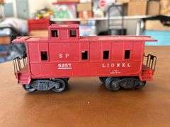 Selection of (3) Lionel train cars (2 are I need one for repair so please see all pics)