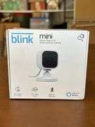 NIB Blink Outdoor Battery Powered Security Cameras with mini indoor plug-in HD smart security camera