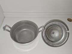 Wilton Armetale RWP Mount Joy pewter tureen with ladle and lid. Nine inch diameter x 7.5 in tall.