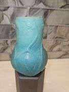 Vintage 1940s Van Briggle Pottery Turquoise Ming Blue Green Onion Bulb Vase 4.75" Tall in very good vintage condition...