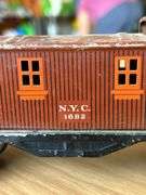 (2) New York related train cars…..could not find any markings to indicate Lionel…..in fair condition