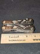 Gerber tool and case.
