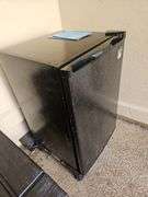EUHOMY Small upright freezer model MF-30-H/MF-30-Y in working condition w/leveling stand 20.25x20.75x35(on stand), 30.5(off stand)...