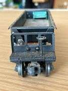 Lionel Lines 3469 Automatic Dump Car with bench in bed of dump car