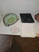 Collection of vintage ashtrays...