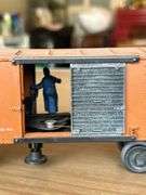 Lionel O Scale Post War New York Central NYC Operating Box Car….doors are in working condition