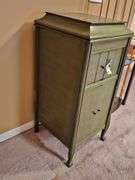 Columbia Grafonola Type H-2 c.1918. Works.