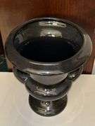 Beautiful Haeger black ceramic urn-style home decor piece…..8-3/4 across x 11 tall