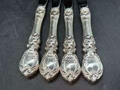 Set of (4) Reed & Barton Mirrorstele Sterling Handled Spreader…..6-1/2”