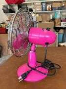 Deco Breeze Hot Pink 11” Tabletop Oscillating Metal Fan