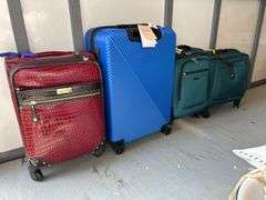 (4) pieces of various size luggage…..1 piece is NEW with tags