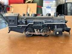 Lionel 490 Steam Engine (there is damage to the top rear)