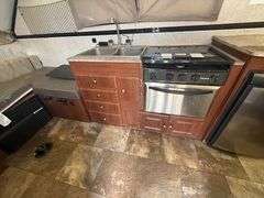 2016  FOREST RIVER  Flagstaff Camping Trailer