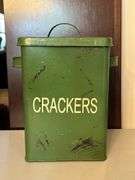 Two’s Company Rare Vintage Green Metal Kitchen Canister “Crackers” Tin…..10-1/4” tall….with original label