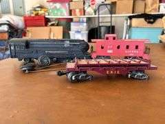 Selection of (3) Lionel train cars (2 are I need one for repair so please see all pics)