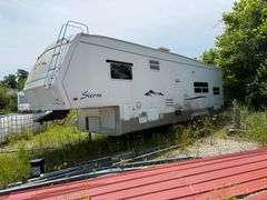 Sierra 5th Wheel Toy Hauler/Camper