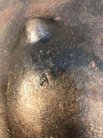 Vintage cast iron skillet with lid. 2 spout. 10” diameter. No spin, no wobble. No markings except an A in the lid.