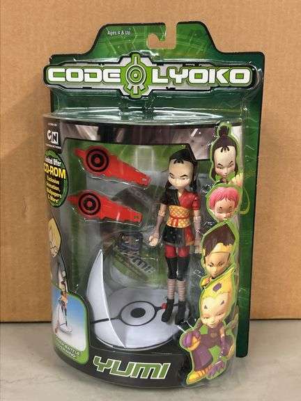 CODE LOYOKO “Yumi” action figure