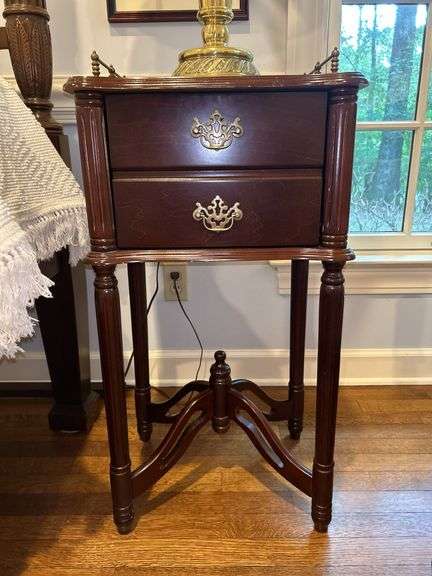 Mahogany finish single drawer nightstand with brass railing on top…..16-1/2 x 13 x 31 tall…..light water stain on top image