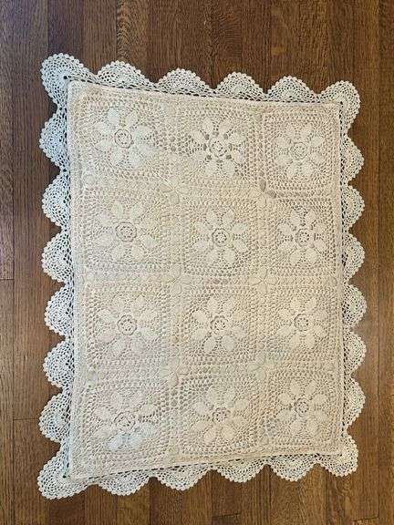 Nice selection of crocheted/linen standard size pillow shams and linen duvet (all need cleaned)…..there are 3 each matching shams