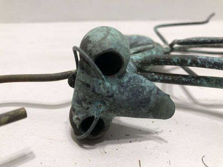 Metal garden grasshopper. Copper with green patina. 8” x 8” overall. Body 6” L