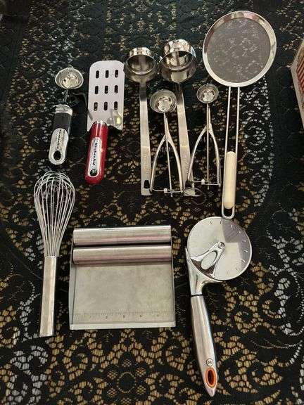 Selection of stainless kitchen utensils…..Williams-Sonoma, KitchenAid, DANSK, ChefsPlanet image