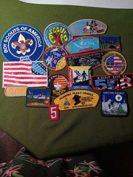 17 Boy Scout patches. See photos image