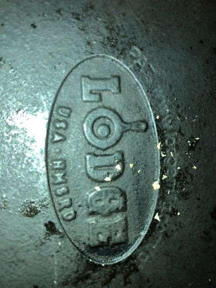 Lodge 6.5” double handled casserole dish. Seasoned.