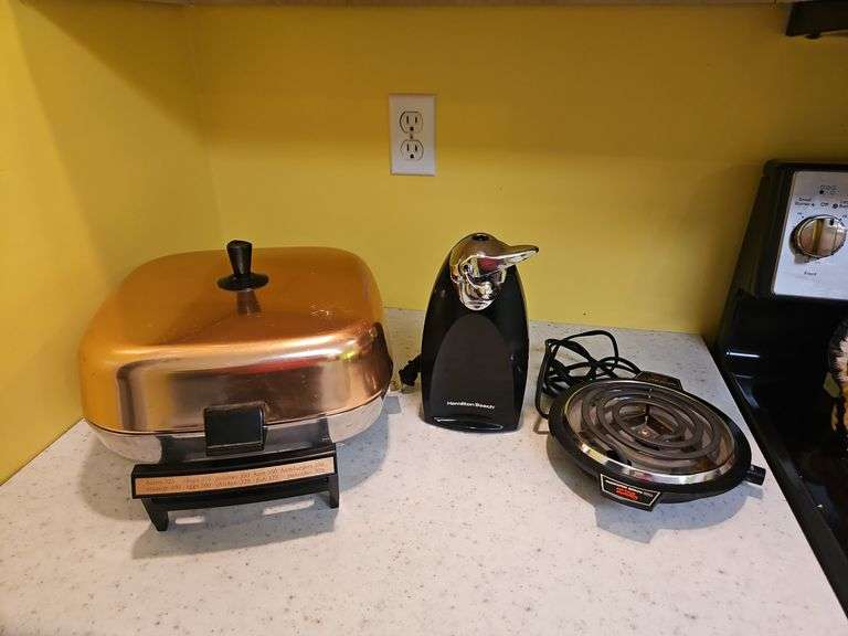 Hoover stainless steel fry pan model 8660 PLUS two other small kitchen appliances... image