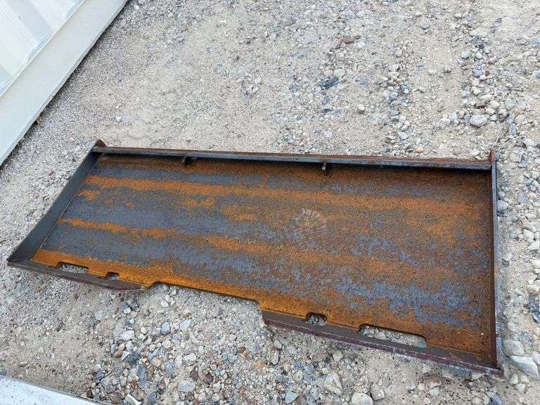 Unused 2024 WOLVERINE YINTATECH 1/2” Universal Quick Attach Mount Plate