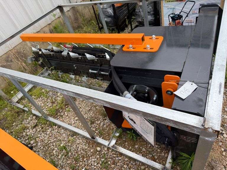 Unused 2024 WOLVERINE Trencher
