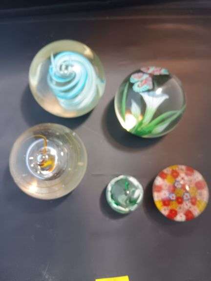 Lot of 5 very cute multicolored paper weights..see photos image