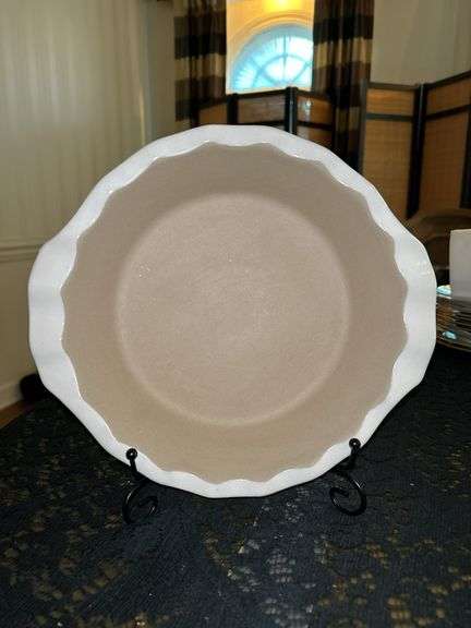 NIB Simple Additions by Pampered Chef Deep Dish 9” Pie Plate…..box was only opened for pictures image