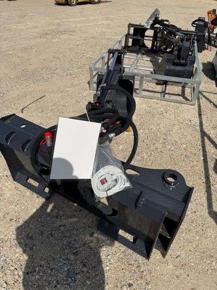 Unused 2024 Landhonor Big Arm Backhoe for Skidsteer, BH-11-06H