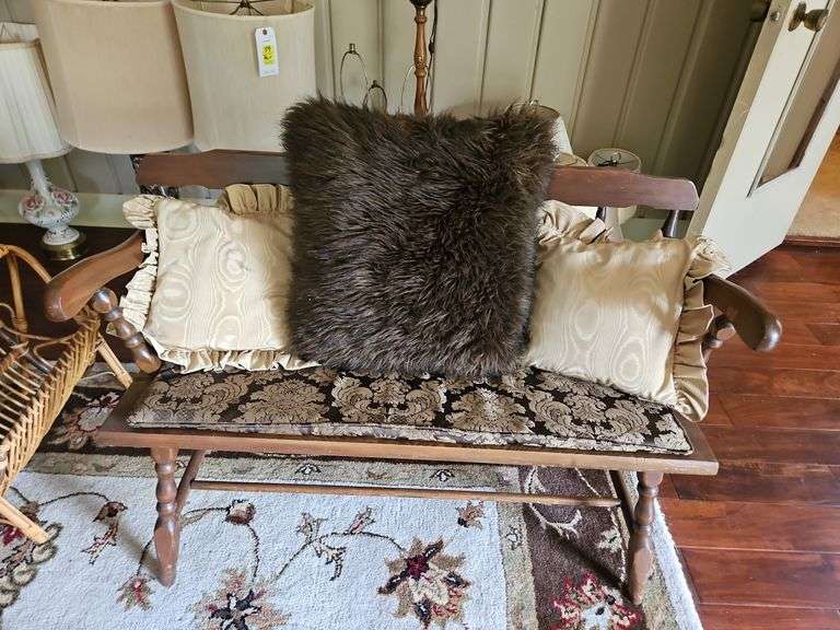 Vintage Early American style wooden bench 40x16x30 w/pillows in very good vintage condition... image