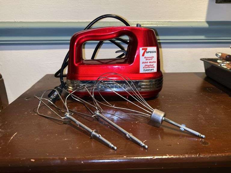 Handheld Cuisinart Mixer image