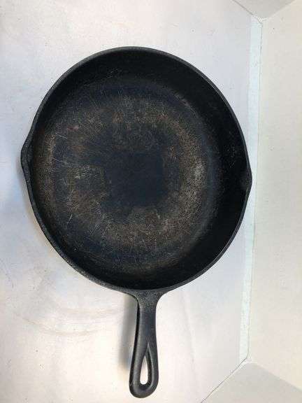 BSR 2 spout 10 1/2” diameter skillet. No markings. Heat ring.