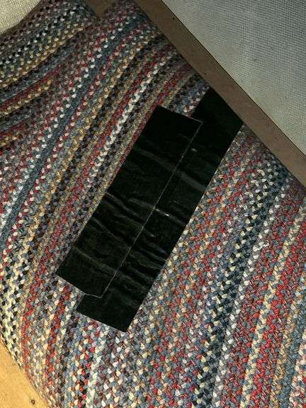 13-1/2’ x 9-1/4’ oval braided rug in really good condition…..there is a taped spot on back but didn’t find any loose braiding