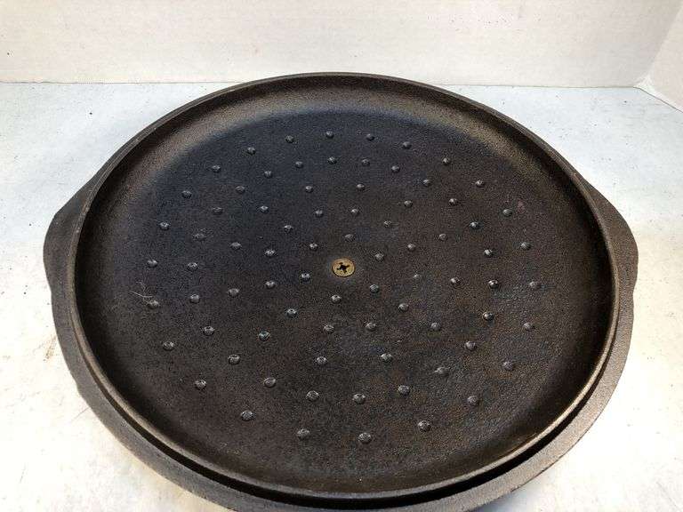 Wagner Drip Drop Baster Dutch Oven, likely a No. 9 model from around the 1920s. 10 5/8" diameter
