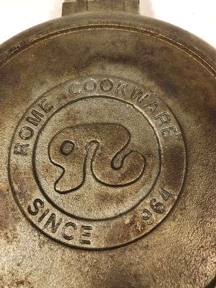 Rome Cookware waffle iron. 7” diameter.