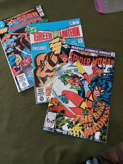 Set up 3 comics, good condition Star squadron Number three, Green Lantern number one forty six and superwoman number thirty five see descriptions image