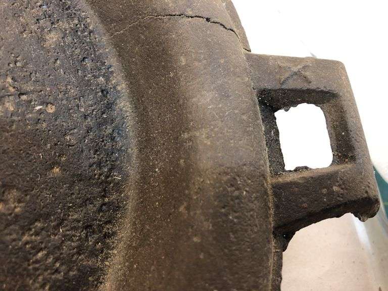 Antique gate marked #8 cast iron griddle. 22 x 10”.