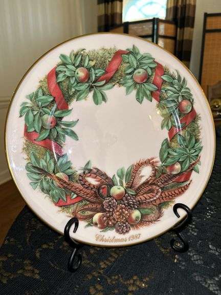 Collection of (6) LENOX limited edition Christmas plates (see all pics)