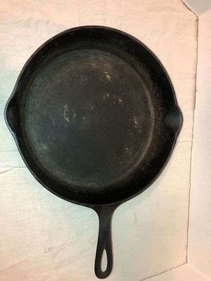 #8 Lodge USA #8 CF (Chicken Fryer) 10 1/4" Cast Iron Deep Fryer Skillet with heat ring. 10” diameter. image