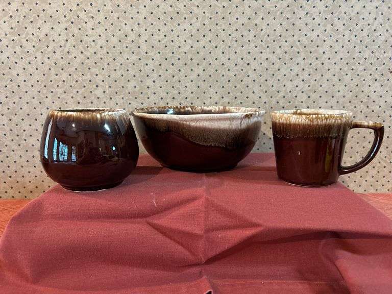 (3) pieces of vintage McCoy brown drip glaze…..7020 sugar bowl (no lid), 7027 bowl and mug image