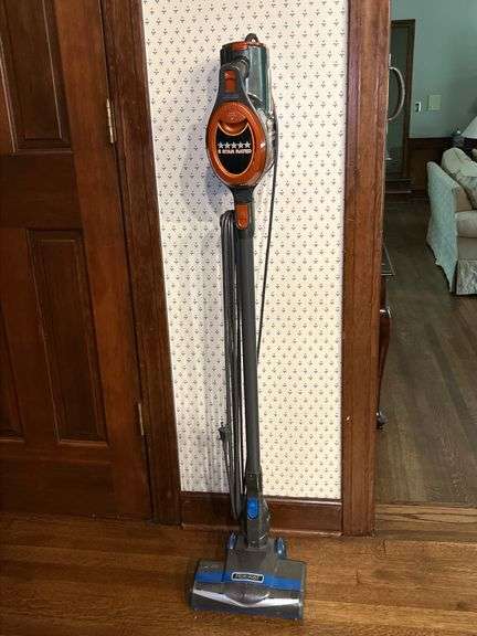 Shark Rocket 5-star rated vacuum…..working condition image