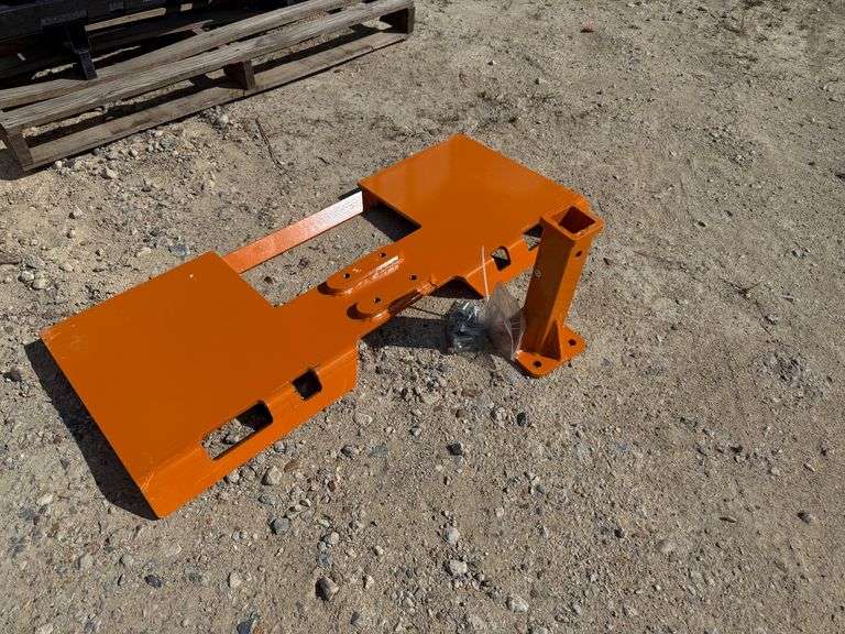 Unused 2024 WOLVERINE YITAMOTOR 3/8" Skid Steer Mount Plate with 2" Removable Trailer Hitch Receiver image
