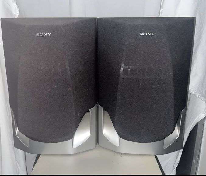 Sony stereo speaker system compact disc deck receiver model #HCD-RX33; speakers model " SS-J15