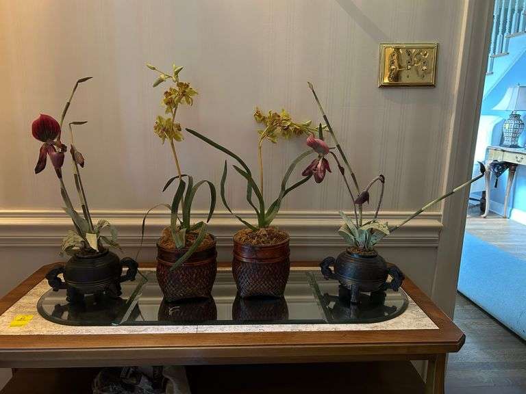 Great selection of home decor….. (4) artificial orchids in ceramic pots and 3-piece display mirror set image